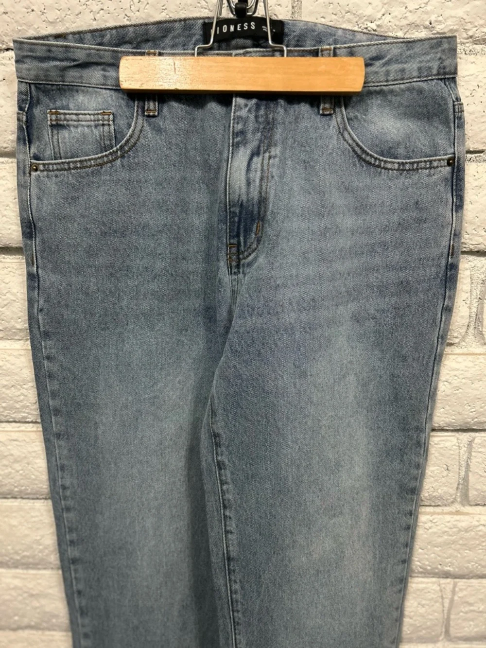 Lioness Tall Straight Leg Jeans Light Wash 34.5” Inseam Size L